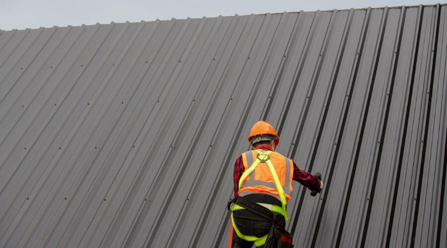 Expert Emergency Roof Repairs services in Hondo, TX